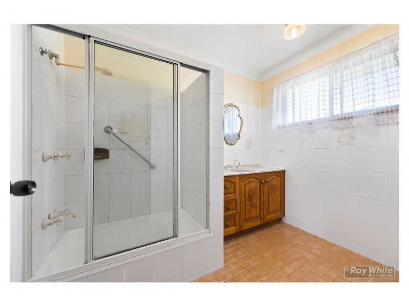 49 Davis Street, Allenstown QLD 4700