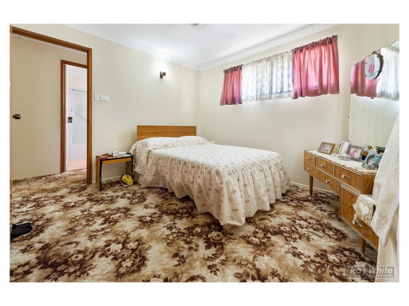49 Davis Street, Allenstown QLD 4700