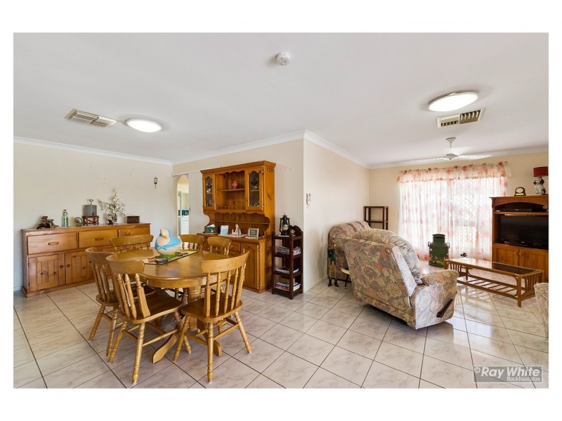 8 Darr Avenue, Glenlee QLD 4711