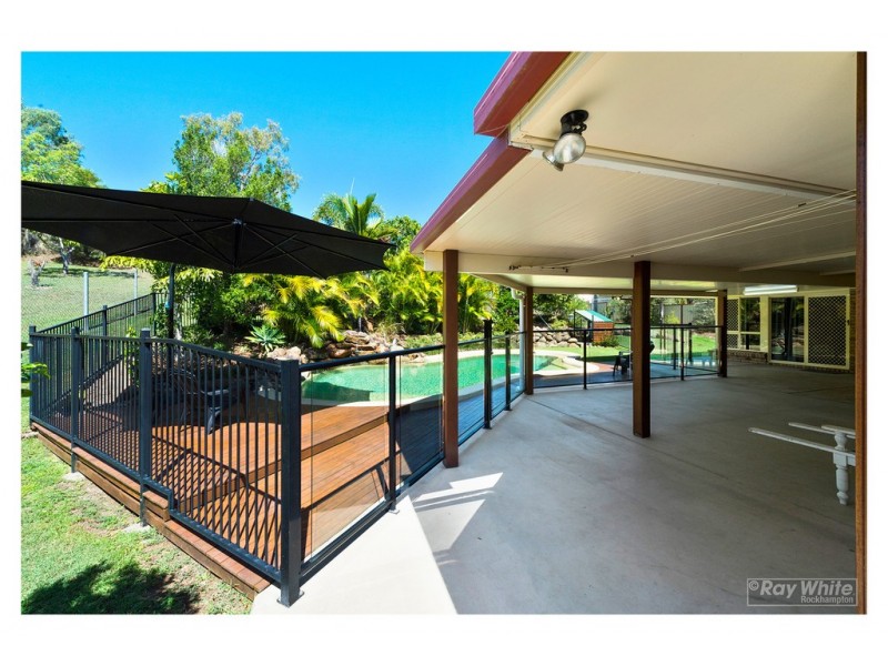 8 Samuel Crescent, Parkhurst QLD 4702