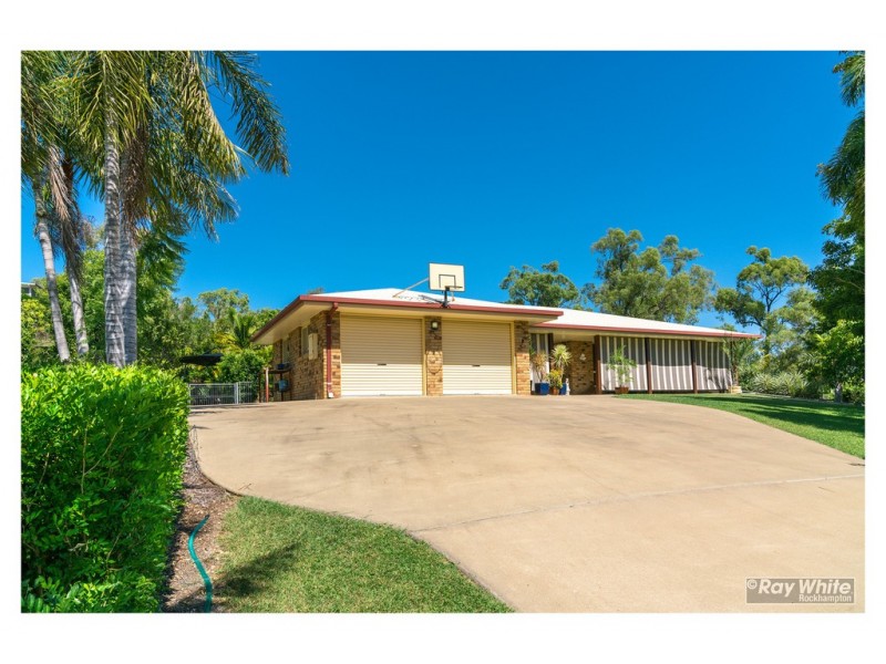 8 Samuel Crescent, Parkhurst QLD 4702