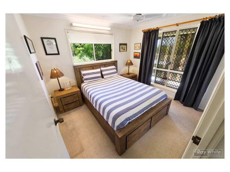 8 Samuel Crescent, Parkhurst QLD 4702