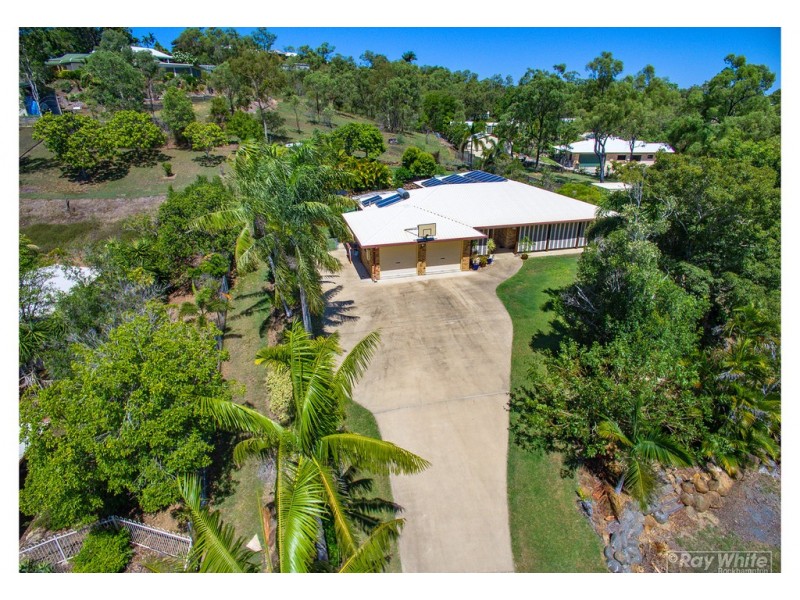 8 Samuel Crescent, Parkhurst QLD 4702