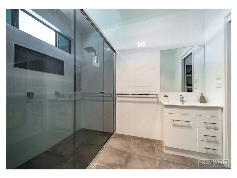 284 Diplock Street, Berserker QLD 4701