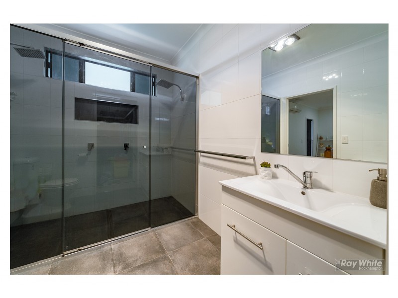 284 Diplock Street, Berserker QLD 4701