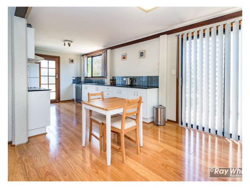 6 Buntain Street, Kawana QLD 4701