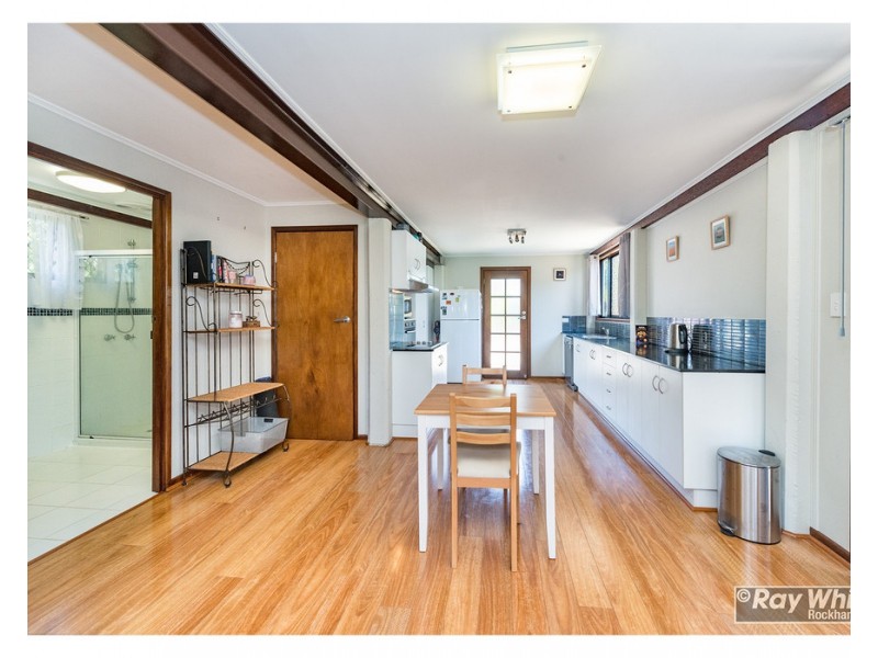 6 Buntain Street, Kawana QLD 4701