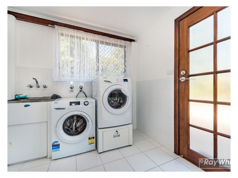 6 Buntain Street, Kawana QLD 4701