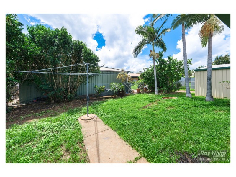 25 Bean Avenue, Parkhurst QLD 4702