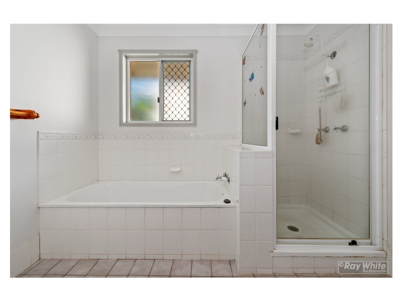 16 Dunnett Street, Gracemere QLD 4702