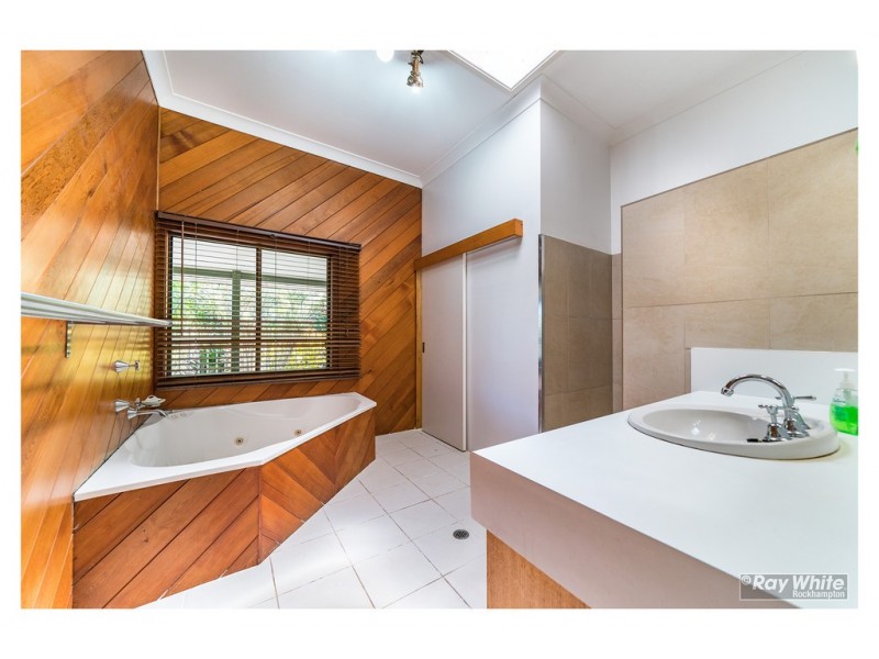 9 Findlay Street, Yeppoon QLD 4703