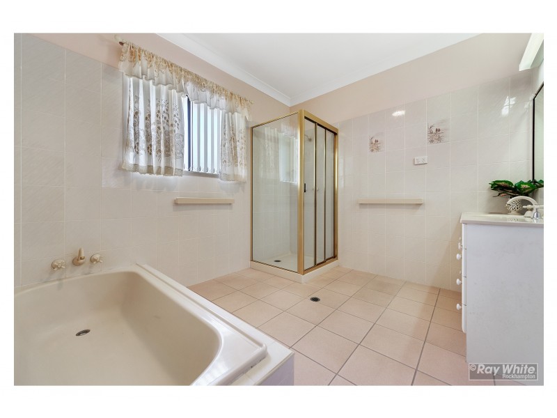 18 Old Rollo Drive, Frenchville QLD 4701