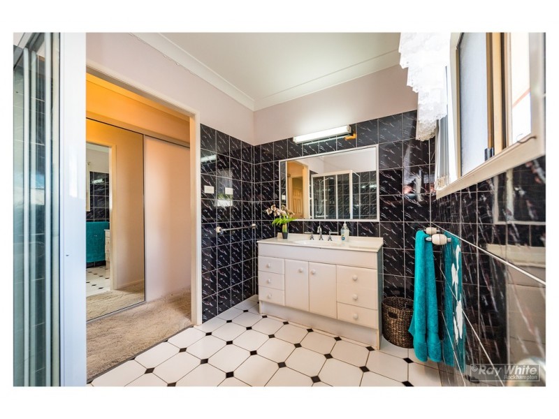 18 Old Rollo Drive, Frenchville QLD 4701