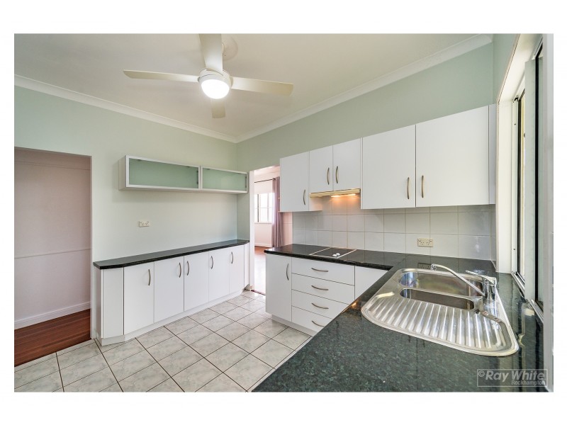 100 Bremner Street, Berserker QLD 4701