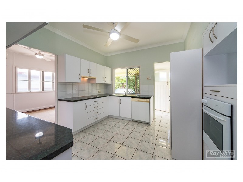 100 Bremner Street, Berserker QLD 4701