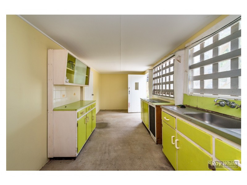 100 Bremner Street, Berserker QLD 4701