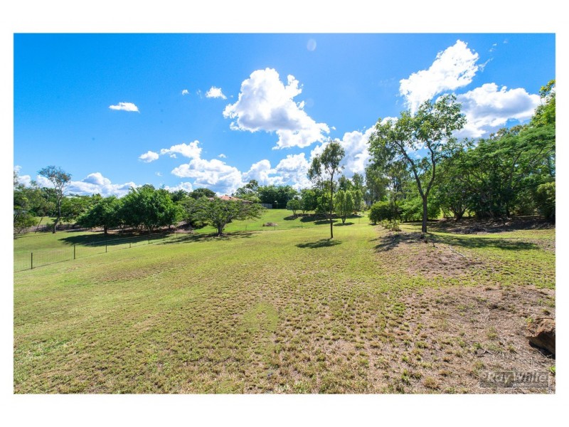 18-20 Price Drive, Glenlee QLD 4711