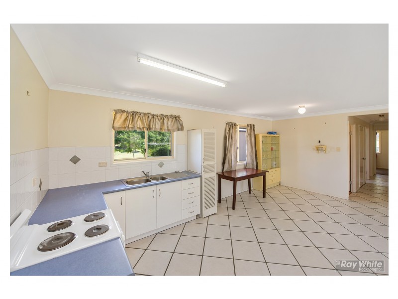 18-20 Price Drive, Glenlee QLD 4711