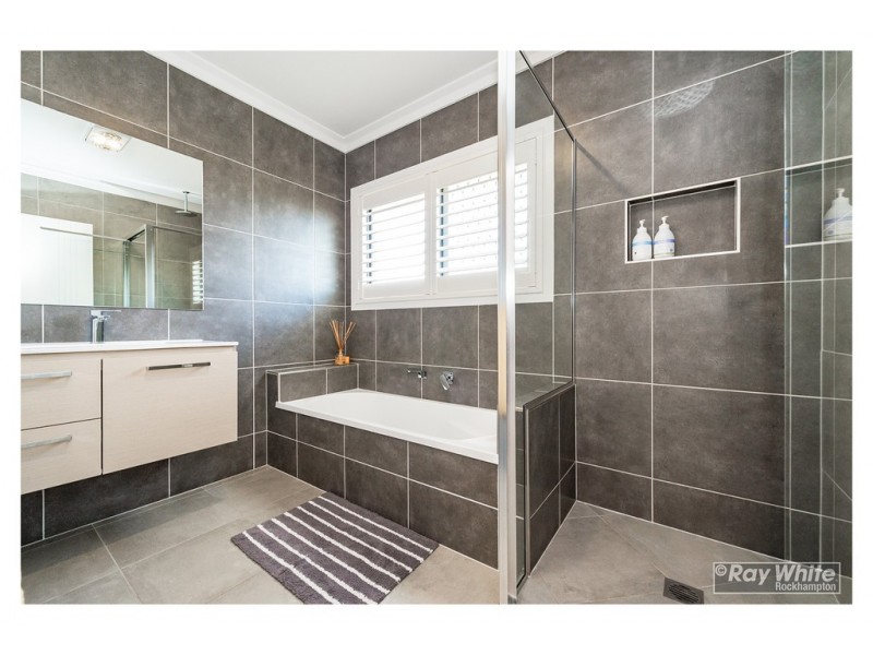 25 Tomtit Avenue, Parkhurst QLD 4702