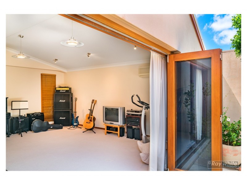 17 Beaumont Drive, Frenchville QLD 4701