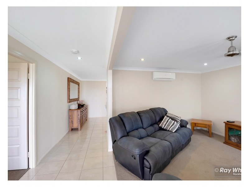 25 Inverary Way, Rockyview QLD 4701