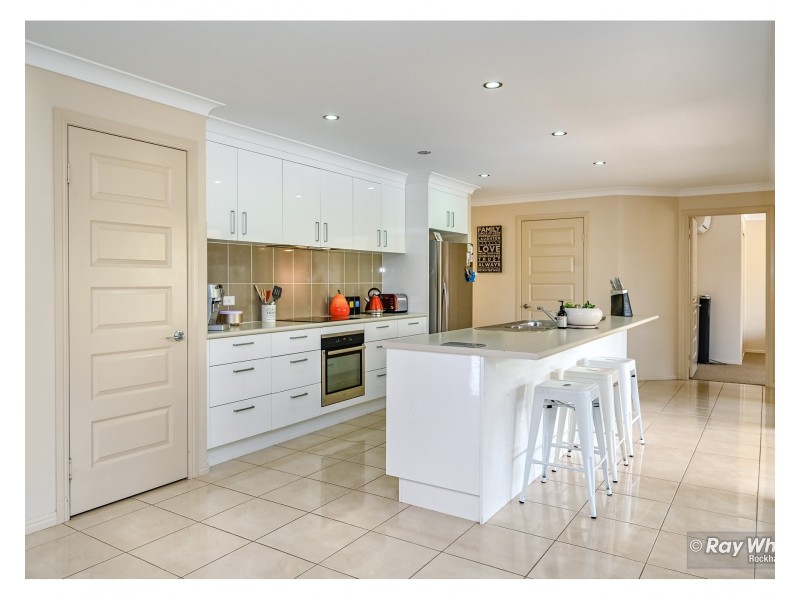 25 Inverary Way, Rockyview QLD 4701