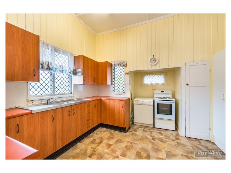 288 Berserker Street, Berserker QLD 4701