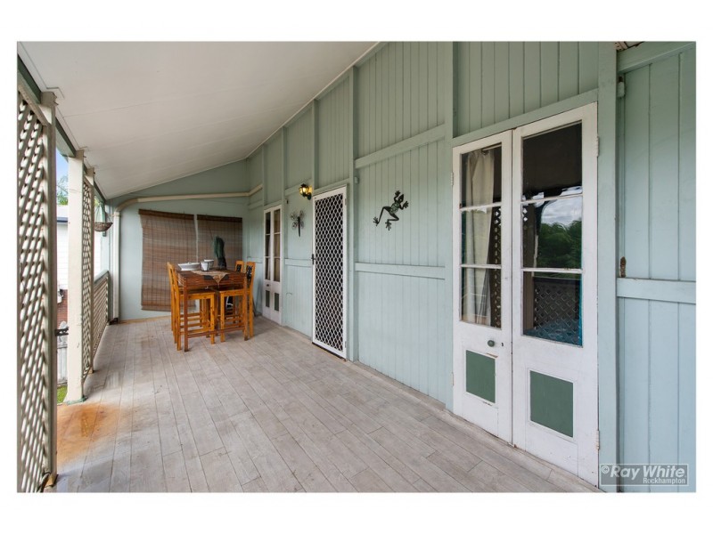 105 Haynes Street, Park Avenue QLD 4701