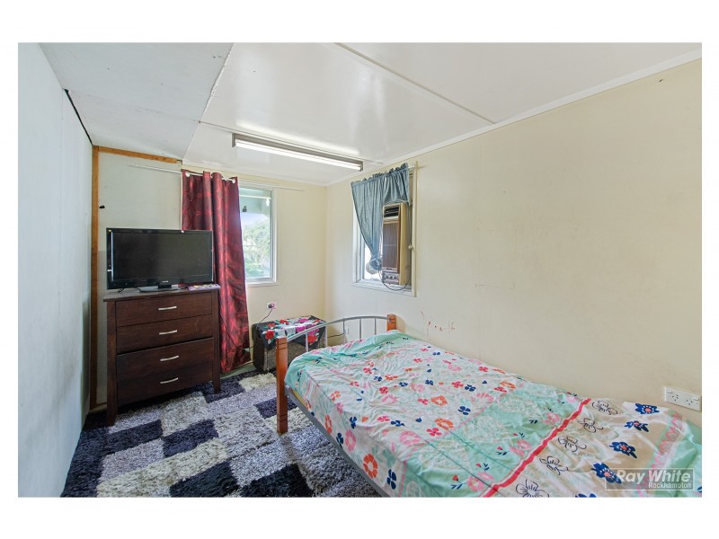 105 Haynes Street, Park Avenue QLD 4701