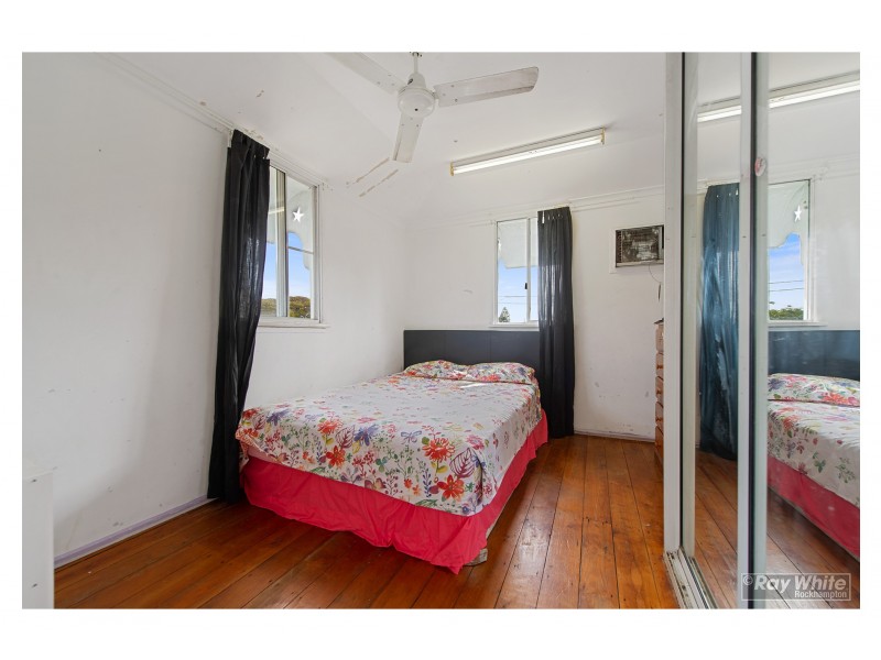 105 Haynes Street, Park Avenue QLD 4701