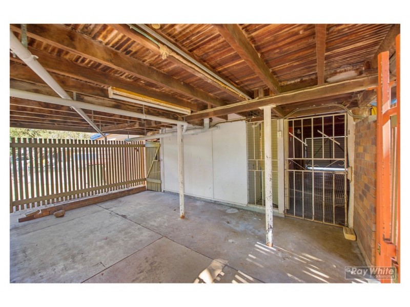 354 Dean Street, Frenchville QLD 4701