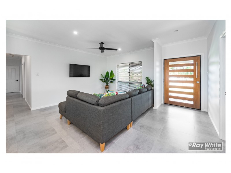 128 Angela Road, Rockyview QLD 4701