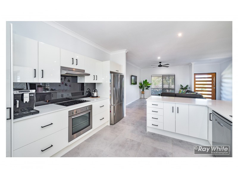 128 Angela Road, Rockyview QLD 4701