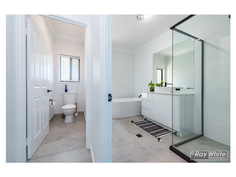 128 Angela Road, Rockyview QLD 4701