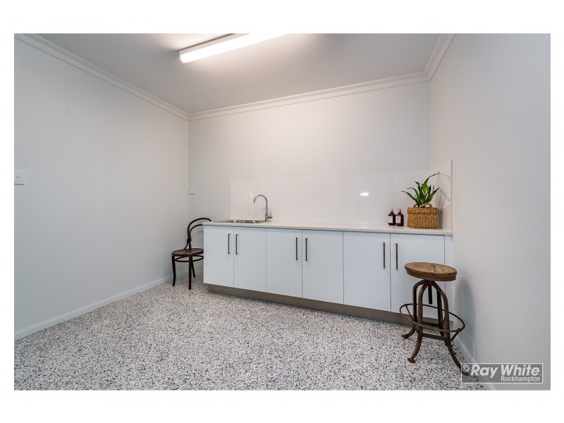 87 Bennett Street, Berserker QLD 4701