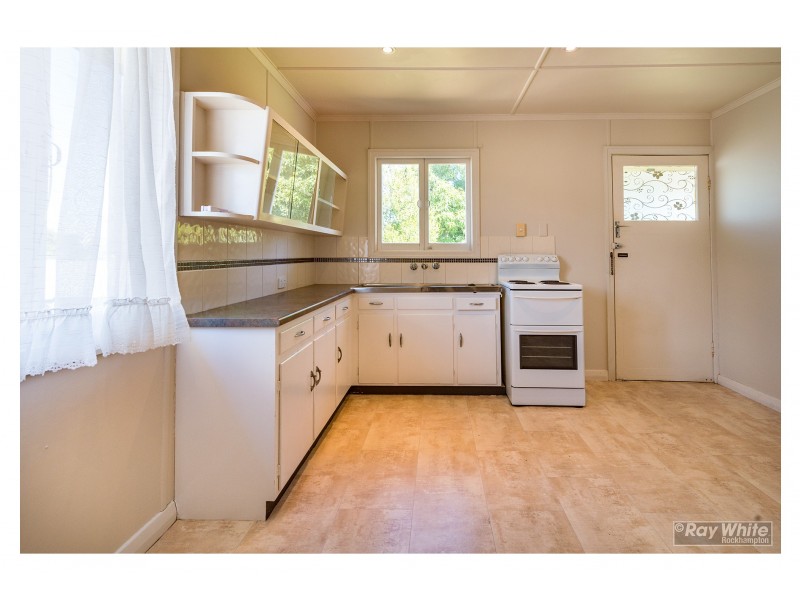 166 Guymer Street, Frenchville QLD 4701