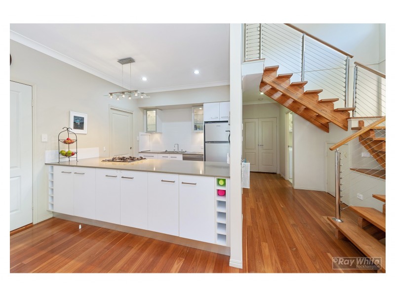 21 Archer View Terrace, Frenchville QLD 4701