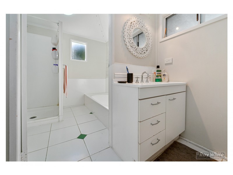184 Archer Street, The Range QLD 4700