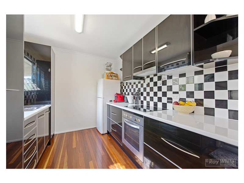 325 Pain Street, Koongal QLD 4701