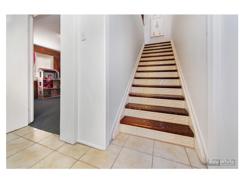 325 Pain Street, Koongal QLD 4701