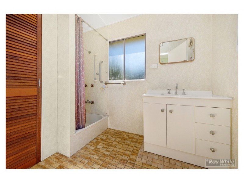 124 Derby Street, Allenstown QLD 4700