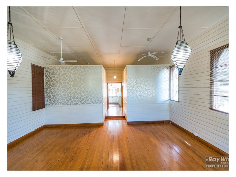 232 North Street Extended, West Rockhampton QLD 4700