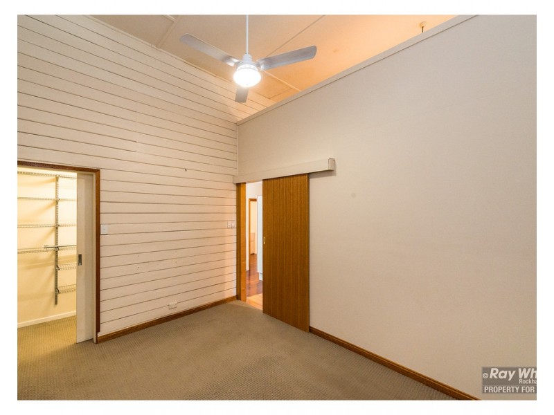 232 North Street Extended, West Rockhampton QLD 4700