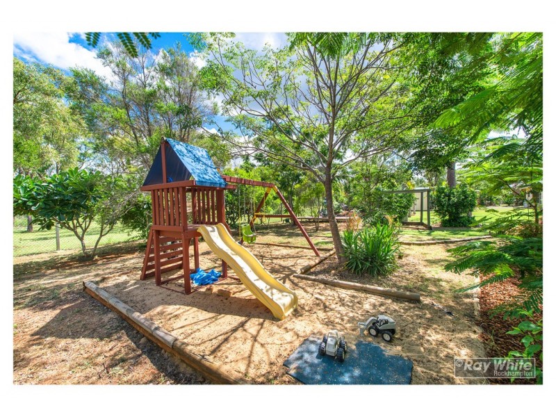 27 Goldfinch Drive, Parkhurst QLD 4702