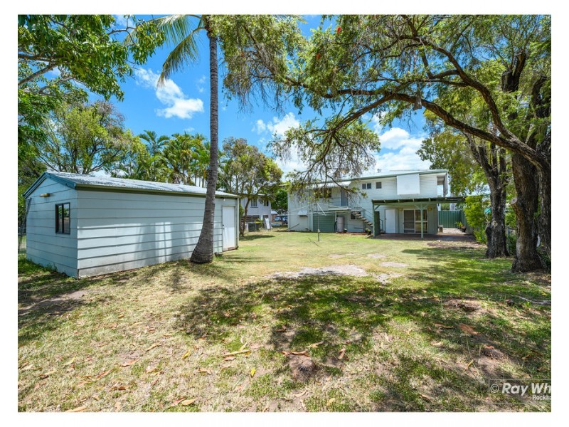 2 Kerr Street, Park Avenue QLD 4701