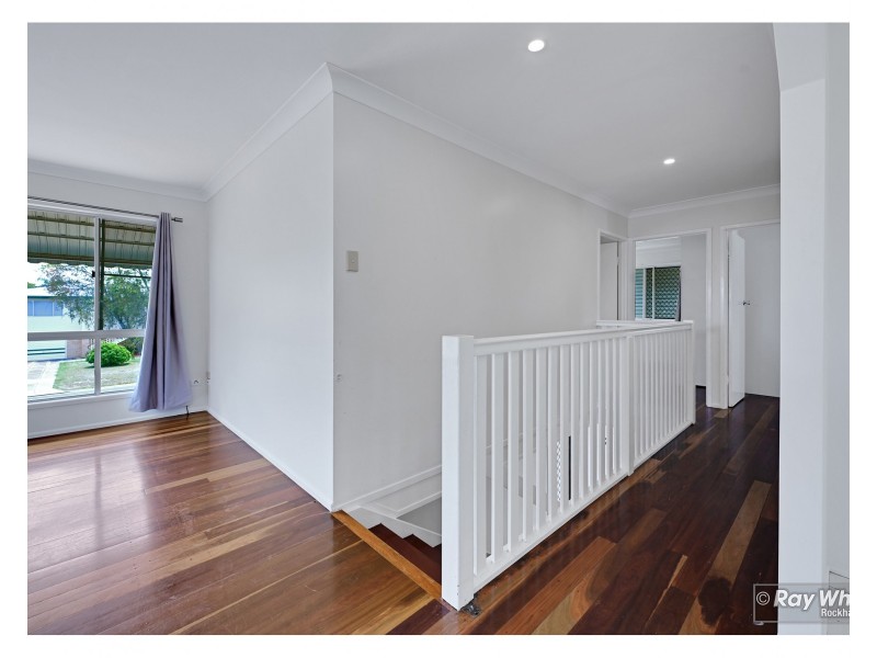 2 Kerr Street, Park Avenue QLD 4701