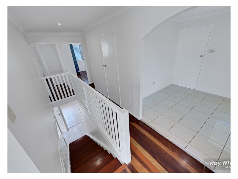 2 Kerr Street, Park Avenue QLD 4701