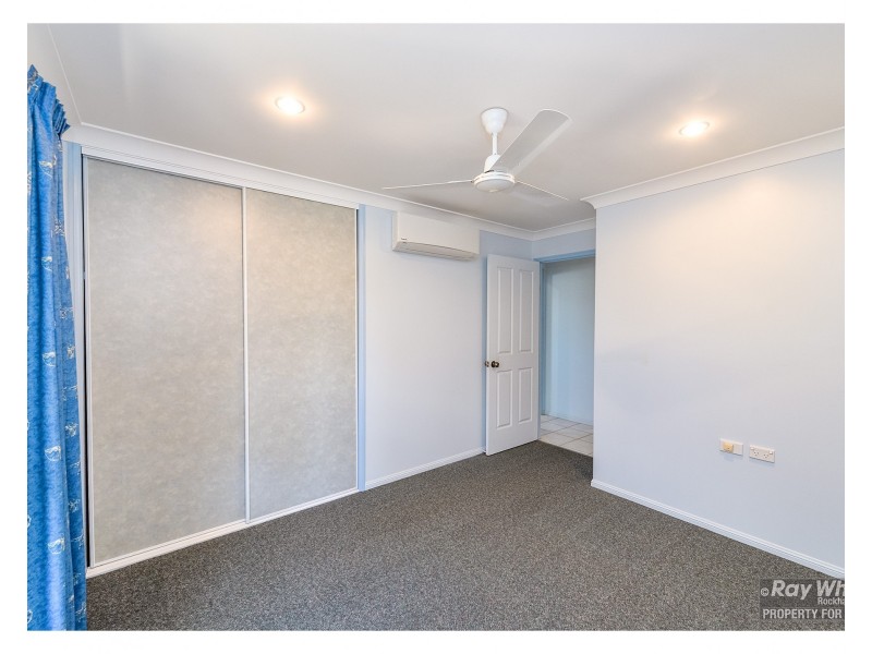4 Bean Avenue, Parkhurst QLD 4702