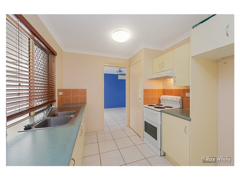 30 Col Crescent, Parkhurst QLD 4702