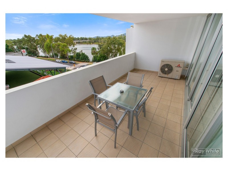 302/102-108 Victoria Parade, Rockhampton City QLD 4700